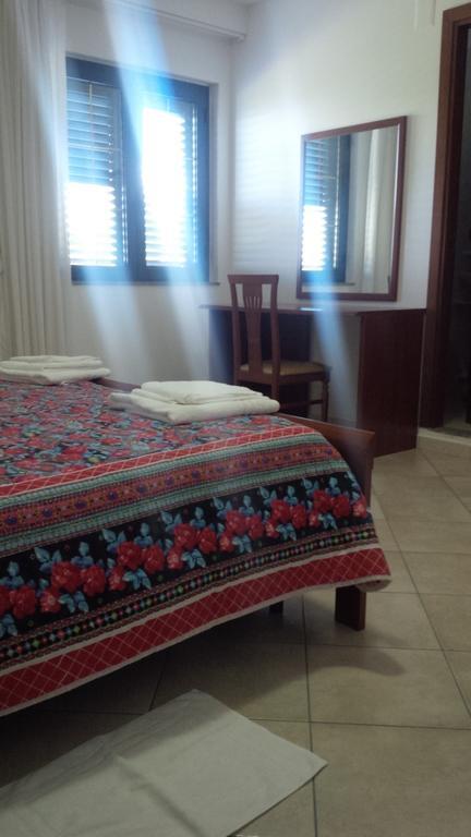 Del Riccio Hotel Martirano Habitación foto
