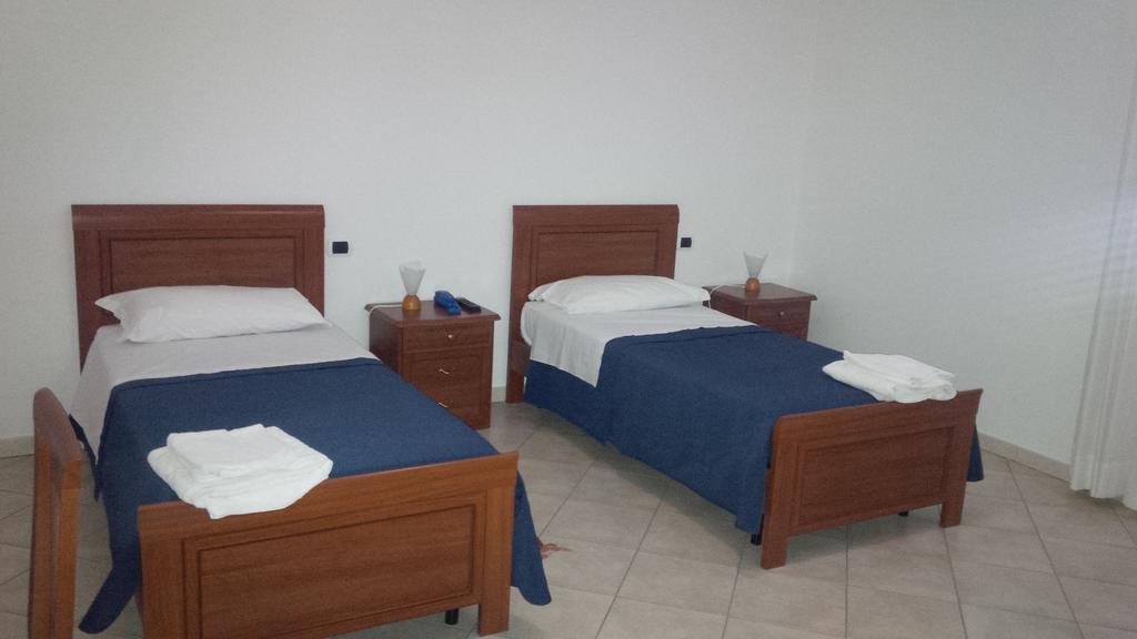 Del Riccio Hotel Martirano Habitación foto
